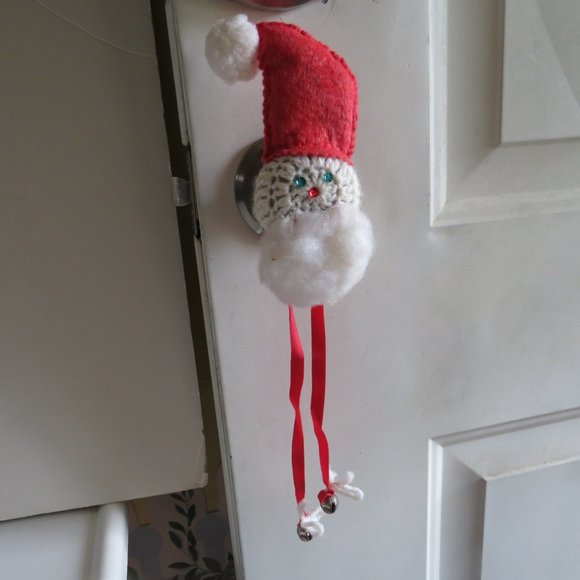Crochet Santa Claus Door Knob Cover Christmas Vintage Handmade white face - Picture 1 of 6